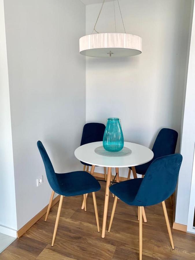 אומיס Deluxe Suites Mandic מראה חיצוני תמונה