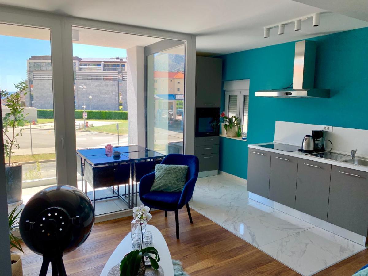 אומיס Deluxe Suites Mandic מראה חיצוני תמונה