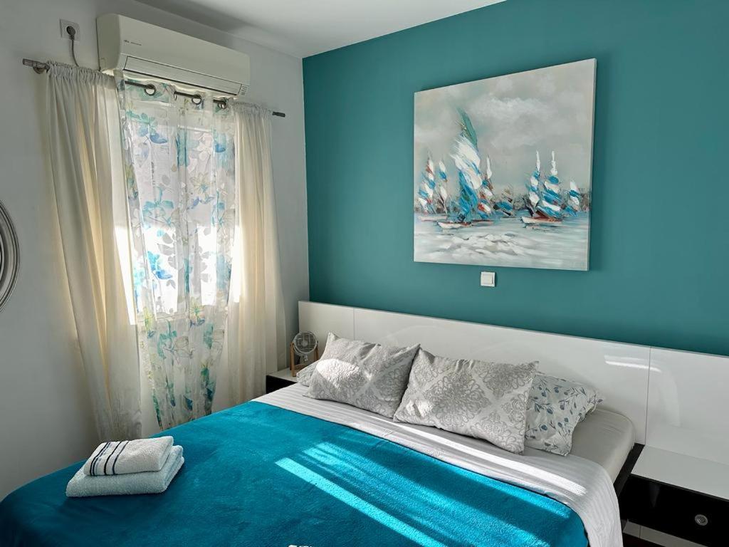 אומיס Deluxe Suites Mandic מראה חיצוני תמונה