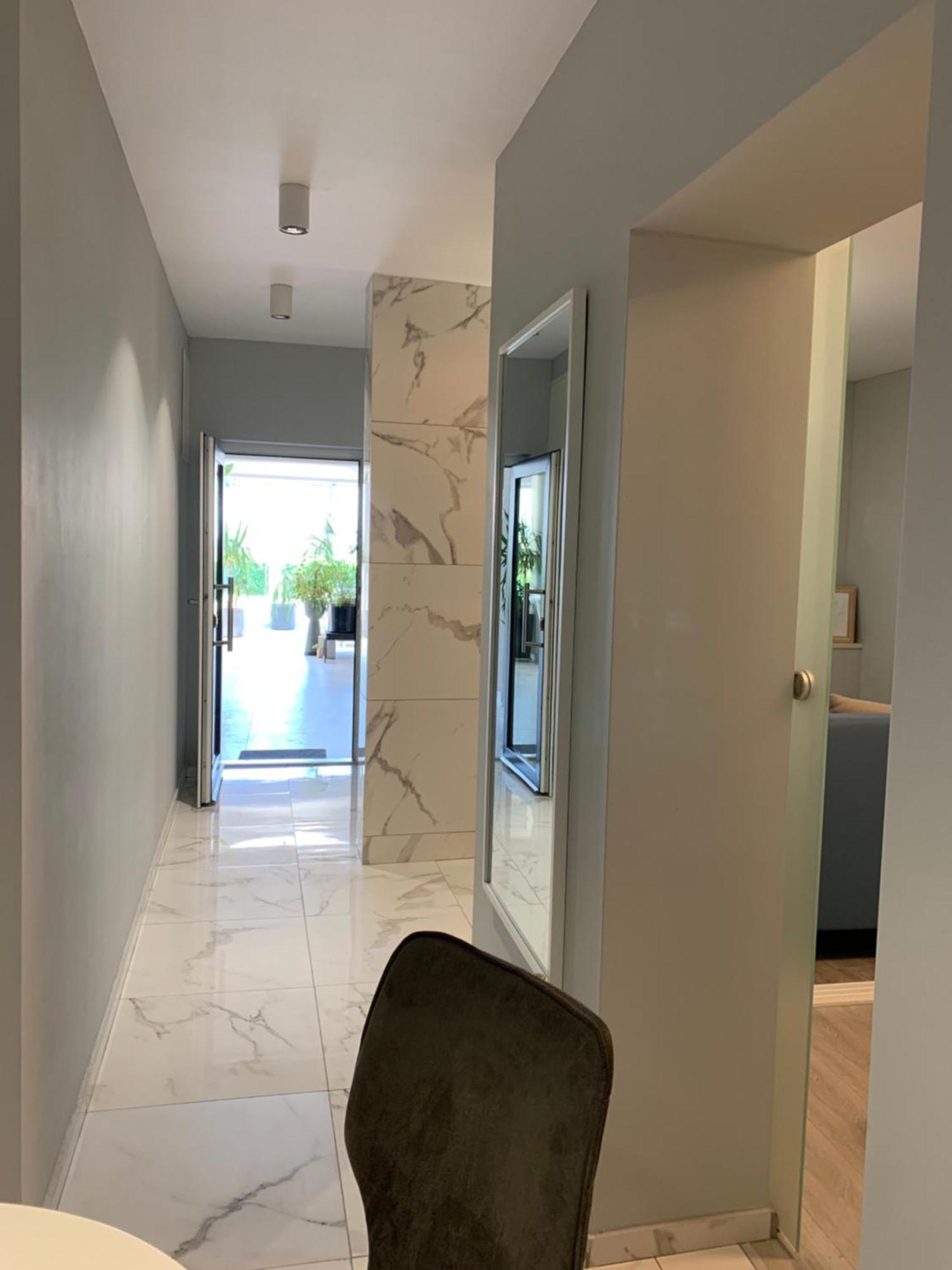 אומיס Deluxe Suites Mandic מראה חיצוני תמונה